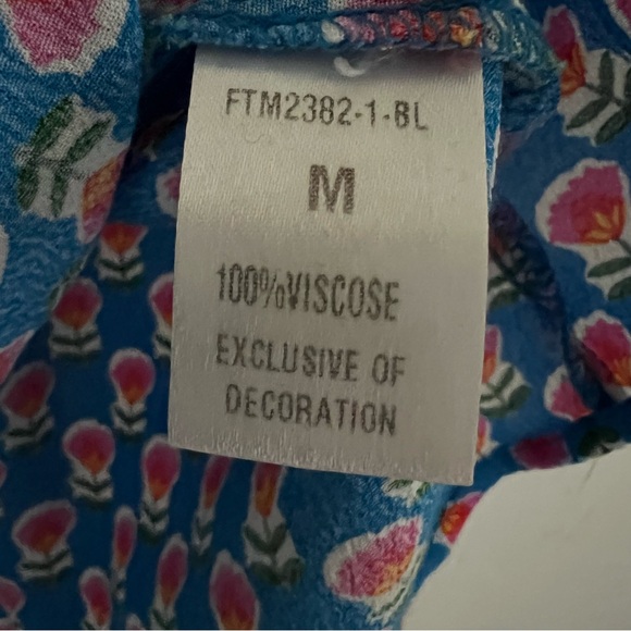 THML Blue Floral Top with Smocked Neck Size M - Picture 4 of 6